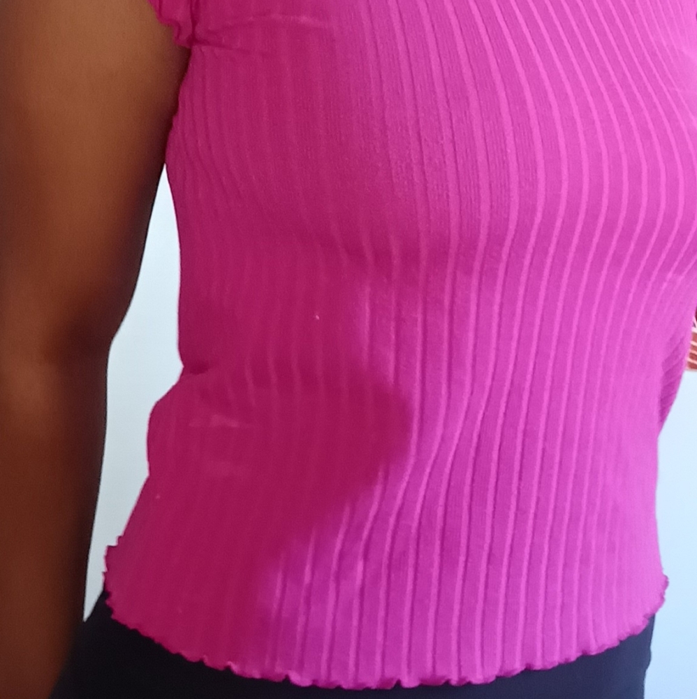 Deep Pink ribbed Top - Picture 3 of 3